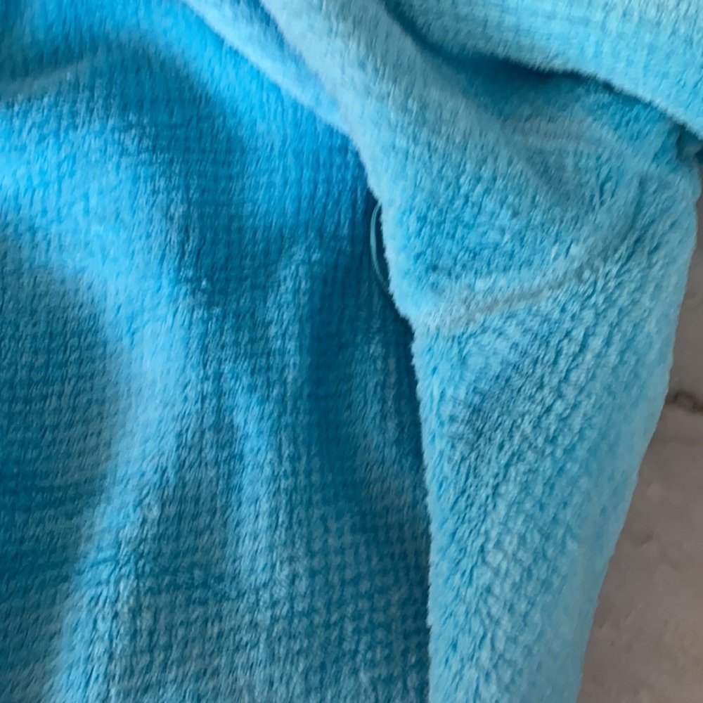 Sweatshirt - Picture 2 of 7